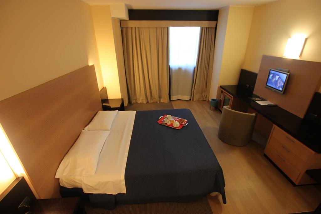 Golf Hotel Milano Opera Pokoj fotografie